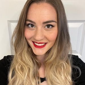 Meet your Posher, Jenny